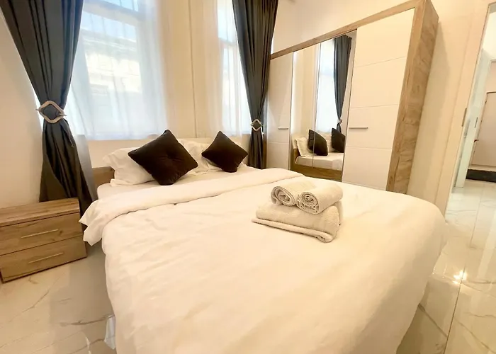 Appartement 4 Boekarest