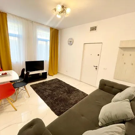Apartament 4